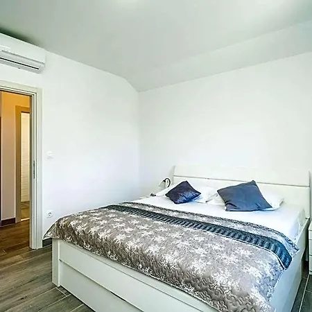 Amalija 4* Cavtat